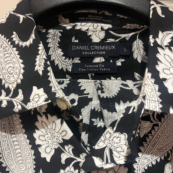 Daniel Cremieux tailored fit paisley button down 100% cotton like new condition - Picture 2 of 4
